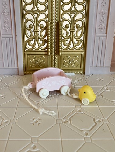 Sylvanian families nursery - families,